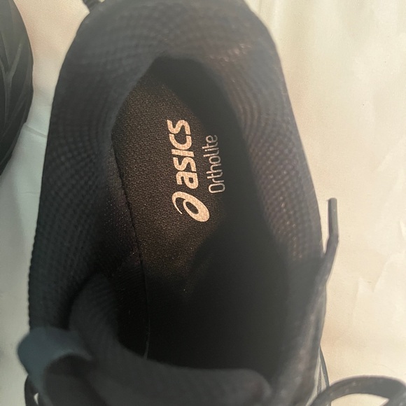 ASICS all Black Trail Running Shoes - Picture 6 of 8